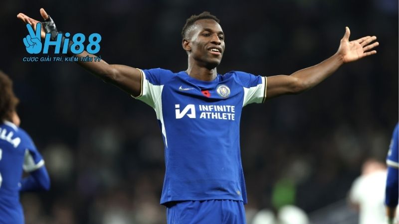 nicolas-jackson-chelsea-vien-kim-cuong-da-duoc-mai-giua
